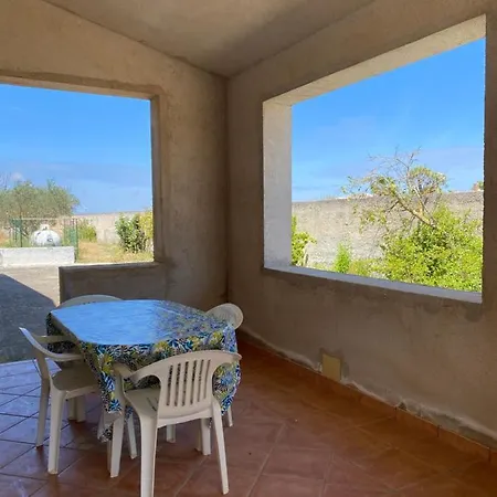 Villa Singola A 1300 Mt Dal Mare *