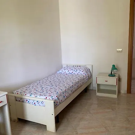 Singola A 1300 Mt Dal Mare Villa